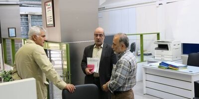 عزل رئیس شعبه پونک به دستور مدیرعامل پست بانک ایران به جهت عدم حضور در شرایط بحرانی و لزوم خدمت رسانی به مشتریان

