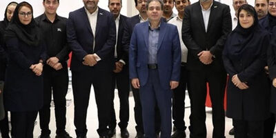 بازدید مدیرعامل بیمه دی از شعبه‌ی ممتاز غرب تهران

