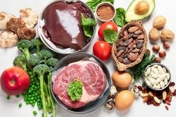 نکات تغذیه‌ای برای افراد مبتلا به HIV
