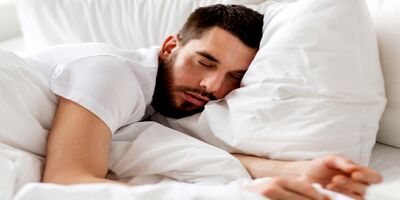 خوابیدن بیش از ۸ ساعت در روز برای سلامتی مشکل آفرین است