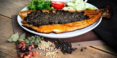 طرز تهیه حشو و ماهی جنوب سرخ کرده ؛ غذایی ساده و خوشمزه
