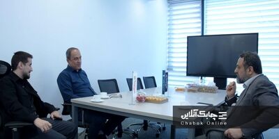 
واتساپ؛ دردسر جدید بانک‌ها و شرکت‌های مالی 