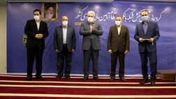 تجلیل از مدیرعامل بانک ملت به دلیل حمایت از شرکت‌های دانش بنیان