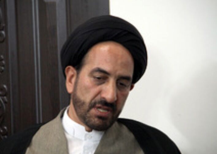 بیمه پایه طلاب از طریق شرکتها و صنایع مختلف کشور انجام شد