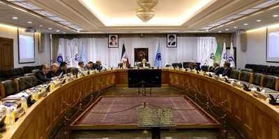 اعمال تغییرات ساختاری برای ادغام بانک‌های نظامی/ احتمال محدود شدن اختصاص ارز دولتی به کالاهای اساسی و استراتژیک