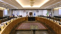اعمال تغییرات ساختاری برای ادغام بانک‌های نظامی/ احتمال محدود شدن اختصاص ارز دولتی به کالاهای اساسی و استراتژیک