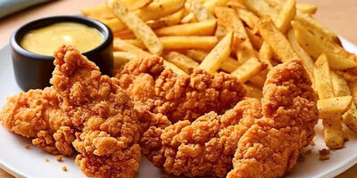طرز تهیه بال مرغ تند با دستوری مخصوص 