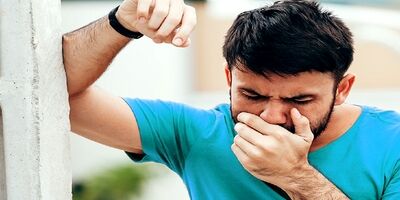 دلایل مزه‌ بد دهان؛ از سوزش معده تا ابتلا به عفونت