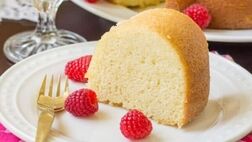 روش تهیه کیک ساده برای ۴ نفر 