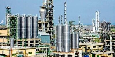 صادرات غیرنفتی ایران به جز پتروشیمی رشدی نداشت