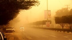 خیزش گردوخاک در نیمه غربی و مرکز کشور شدت می‌گیرد