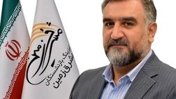 "خوش نیت" صندلی مدیرعاملی لیزینگ بازنشستگان مشرق زمین را از "شمسیان" تحویل گرفت
