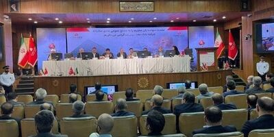 مهر تایید سهامداران بر عملکرد سال 1402 بانک ملت
