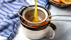 ۷ دمنوش برای سردرد و حالت تهوع
