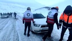امدادرسانی به ۷۶۰۰ نفر و رهاسازی ۶۸۹ خودرو از برف طی سه روز گذشته
