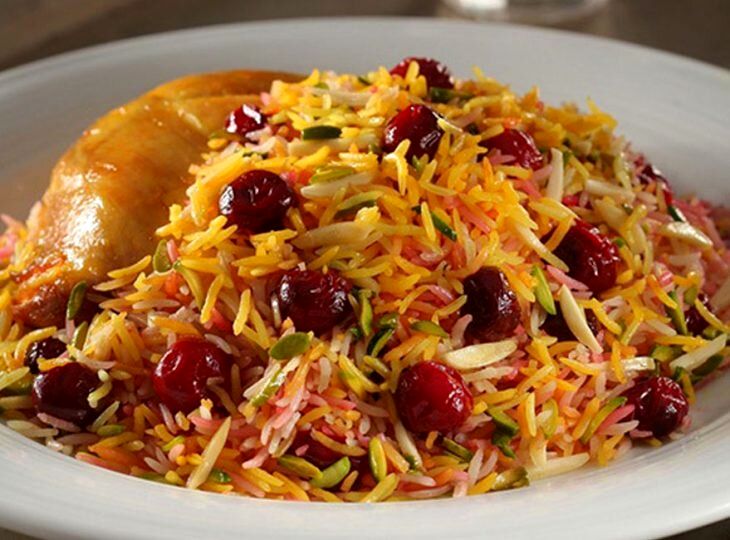 طرز تهیه آلبالو پلوی مجلسی با مرغ