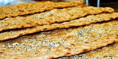 یکسان‌سازی نرخ آرد و نان گامی موثر در کاهش تخلفات
