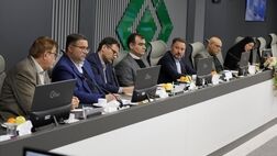 اولین جلسه اتاق فکر صنعت بیمه برگزار شد