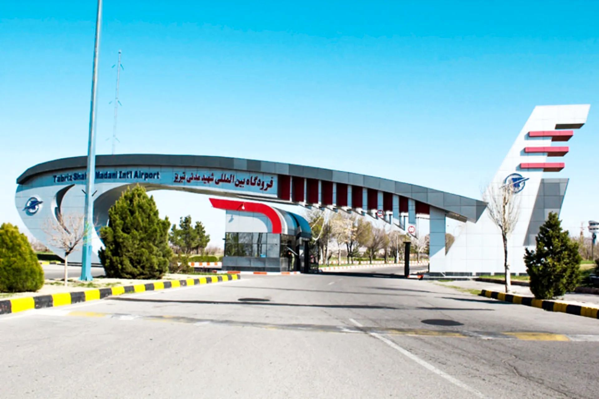 بازسازی باندهای فرودگاه تبریز بهسرعت آغاز شد