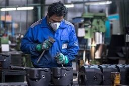 حق مسکن کارگران نباید کمتر از پنج میلیون تومان باشد
