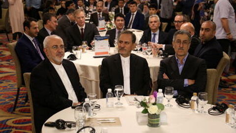 +همایش+هم+اندیشی+نمایندگان+خارجی+مقیم+ایران+و+فعالان+اقتصادی+ (3)