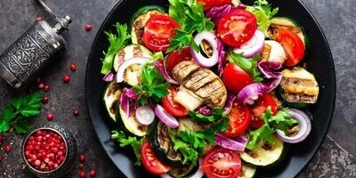 ۷ سالاد خلاقانه و خوشمزه برای عاشقان سالاد + طرز تهیه
