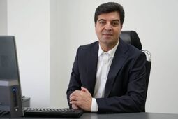 پایداری صنعت بیمه در گروی توانمندی شبکه فروش است
