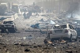 در حوادث سخت همراهتان هستیم . . .
