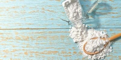 طرز تهیه نشاسته برای گلو درد و سرفه؛ به ۳ روش موثر!