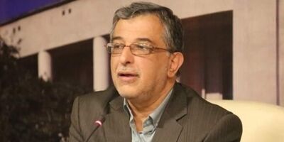 یک عدد ماسک سه‌لایه پرستاری هم با قیمت مصوب در داروخانه‌ها عرضه نشد