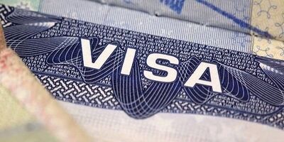 
اتباع کدام کشورها می‌توانند بدون ویزا به ایران سفر کنند؟
