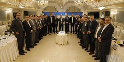 برگزاری نشست هم‌اندیشی مدیران ستادی بیمه سرمد