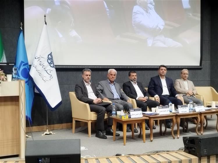 سهامداران بانک ها باید نسبت به افزایش سرمایه اقدام کنند