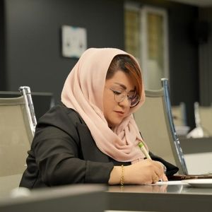 زهرا نامداری