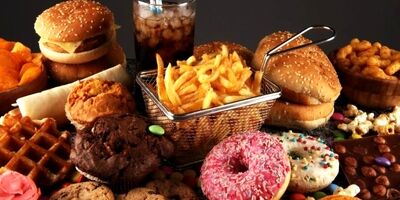 اثرات غذاهای چرب را با این خوراکی‌ها از بین ببرید
