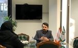 فروش بیمه نامه شخص ثالث در مقایسه با بیمه عمر برای بازاریاب راحت تر است