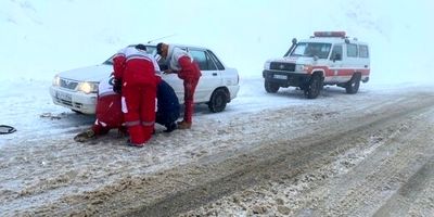 امدادرسانى به بیش از ۲۲۶۰ گرفتار در برف و کولاک ۱۶ استان کشور
