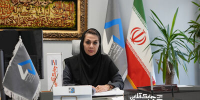 آینده صنعت لیزینگ در استفاده هم ‌زمان و هوشمندانه از ظرفیت تامین مالی بانک و بازارسرمایه است
