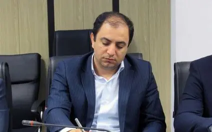نیمی از نمایندگان بیمه‌ای با حداقل درآمد کار می‌کنند