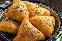 طرز تهیه پیراشکی با خمیر یوفکا؛ خوشمزه و مجلسی
