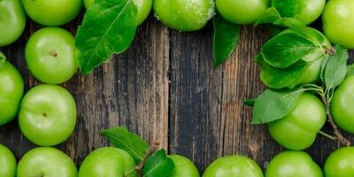 مصرف گوجه سبز برای این افراد ممنوع!