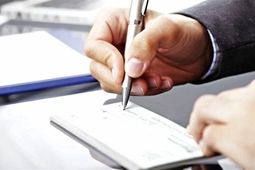 سقف اعتبار مجاز مشتری برای صدور چک چگونه تعیین می‌شود؟