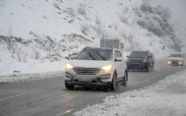 بارش برف و باران در جاده‌های ۸ استان کشور
